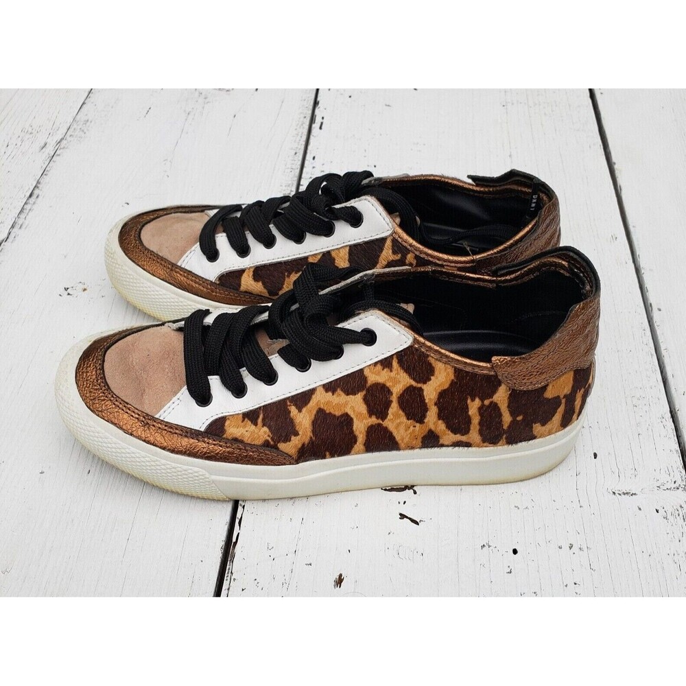 DKNY Womens Cheetah Print Lace Up Sneakers Size 7